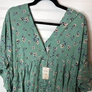 V neck top with bell sleeves